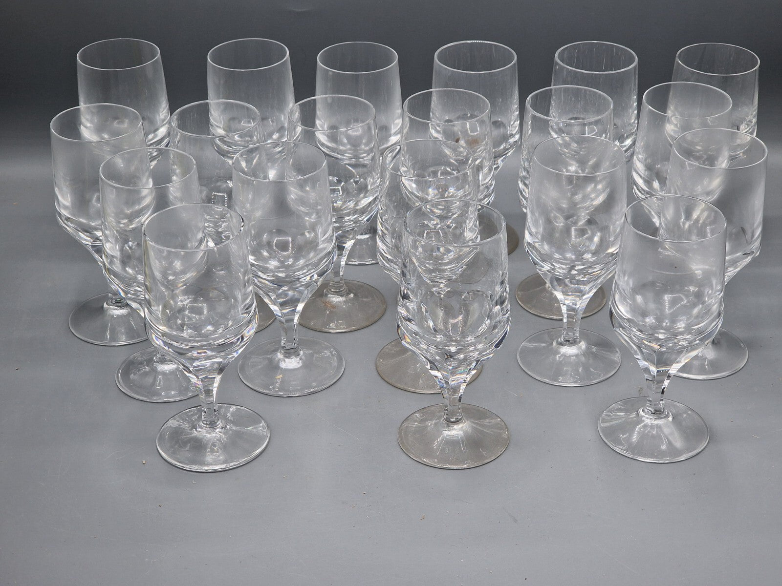 20x Antiquitäten Gläser, Weingläser